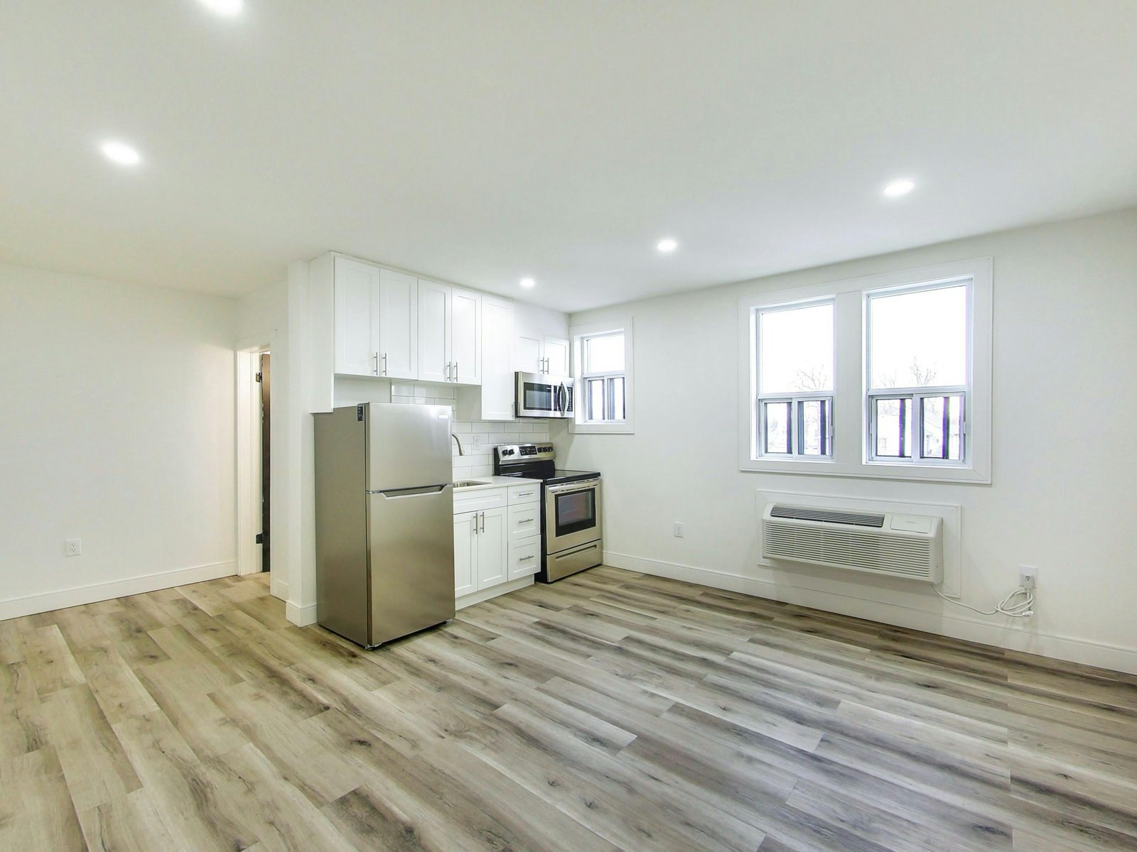 103-444 Park Street West, Windsor, ON, N9A 5V3 - 9