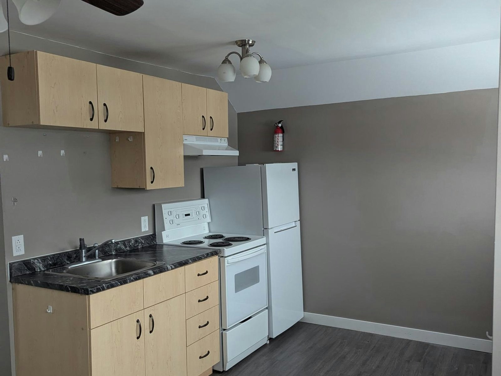 B (Upper)-433 Woodcroft Avenue, Sault Ste. Marie, ON, P6C 2G2 - 6