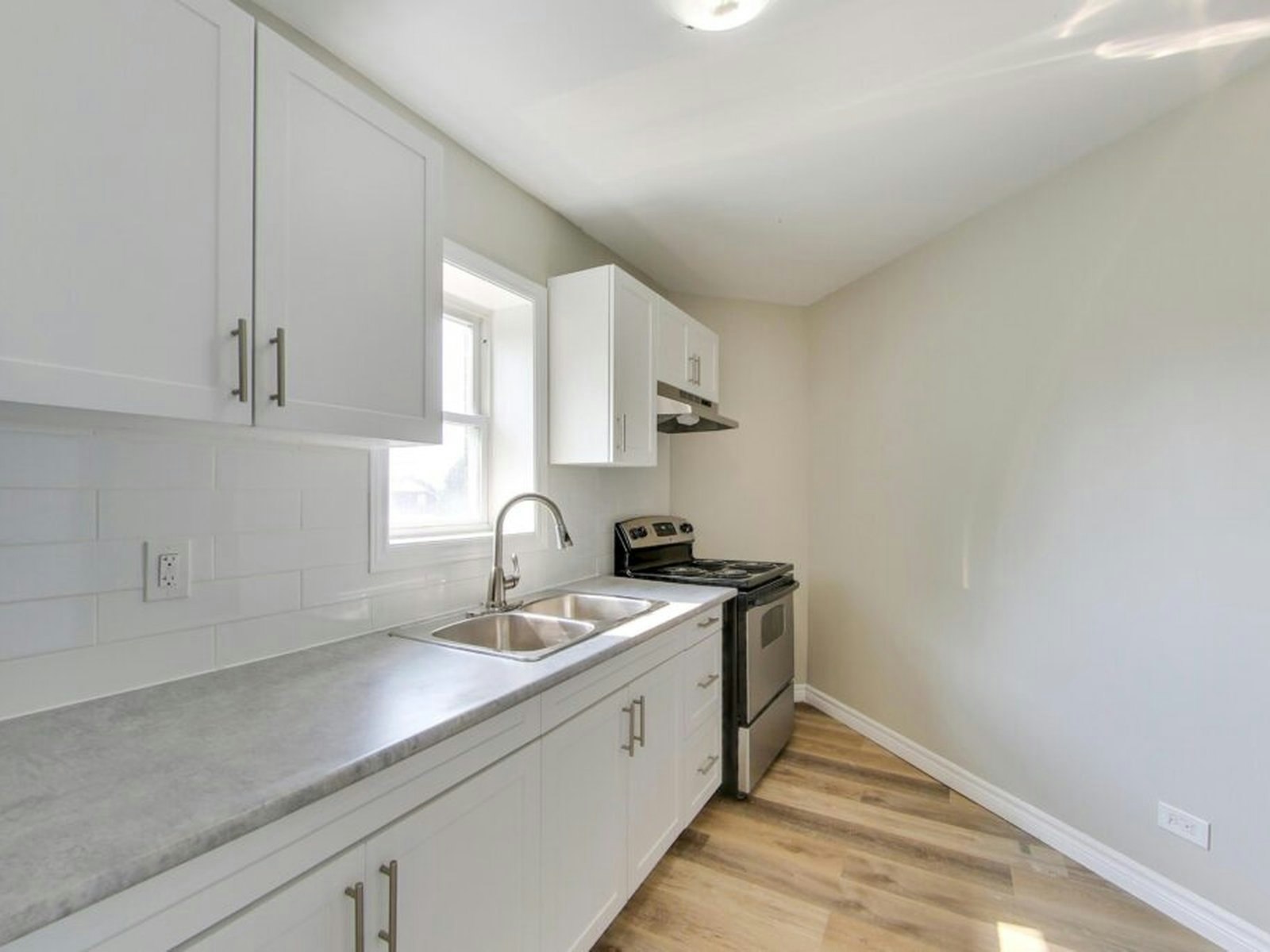 2-367 Howey Drive, Greater Sudbury, ON, P3B 1E9 - 3