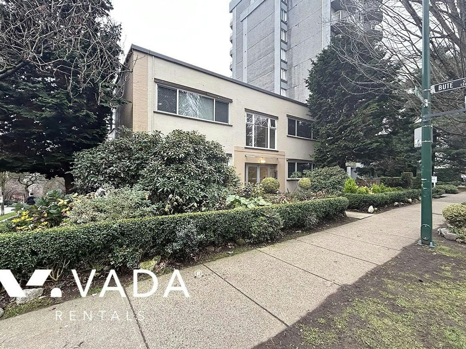 1-1208 Burnaby Street, Vancouver, BC, V6E 1P5