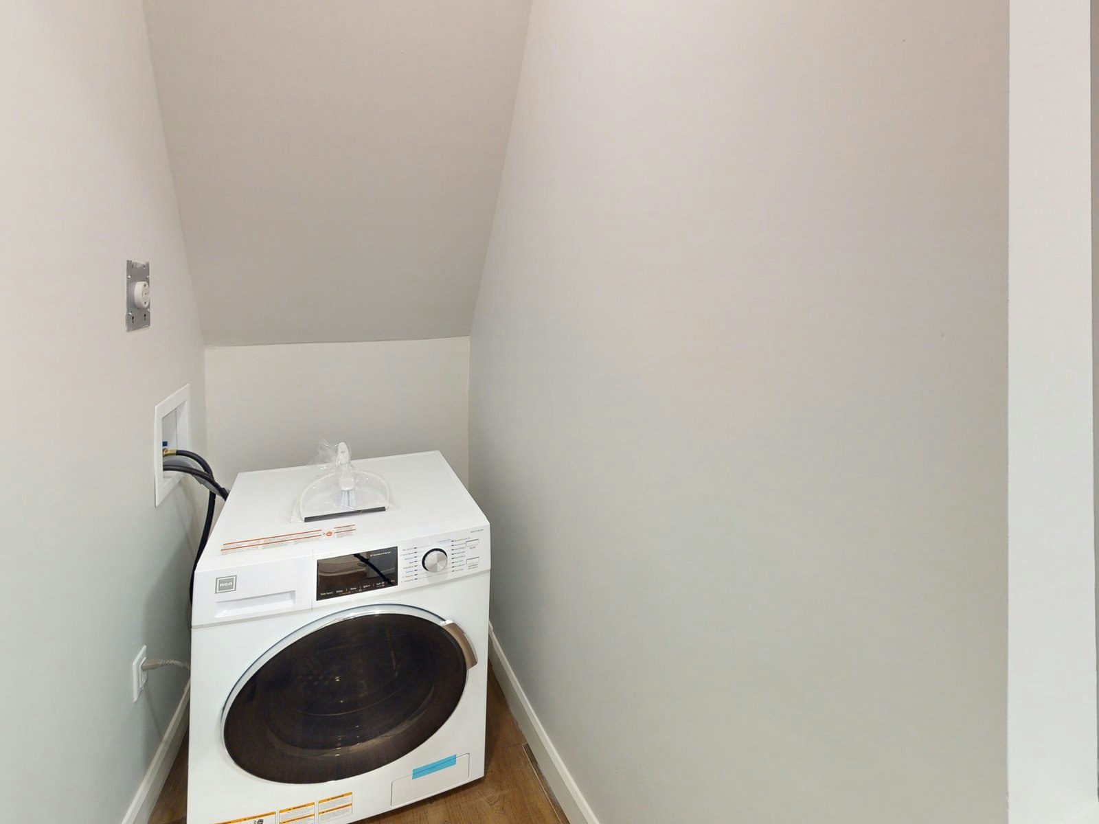 2-296A Nelson Street, Ottawa, ON, K1N 7S4 - 11