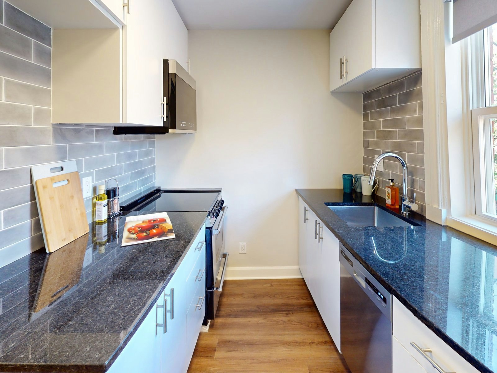 2-296A Nelson Street, Ottawa, ON, K1N 7S4 - 9