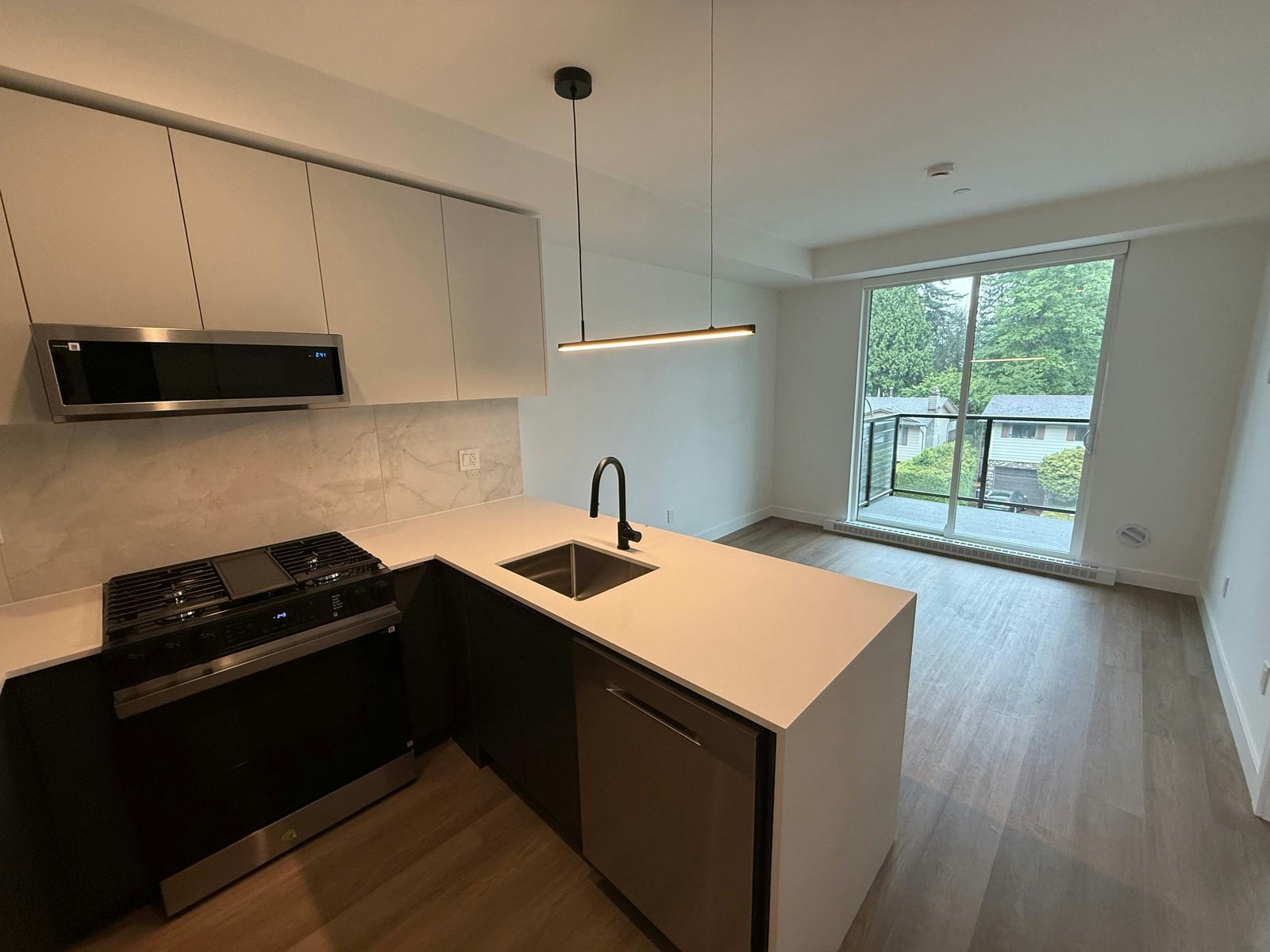 201-7728 119a Street, Delta, BC, V4C 6N6 - 9
