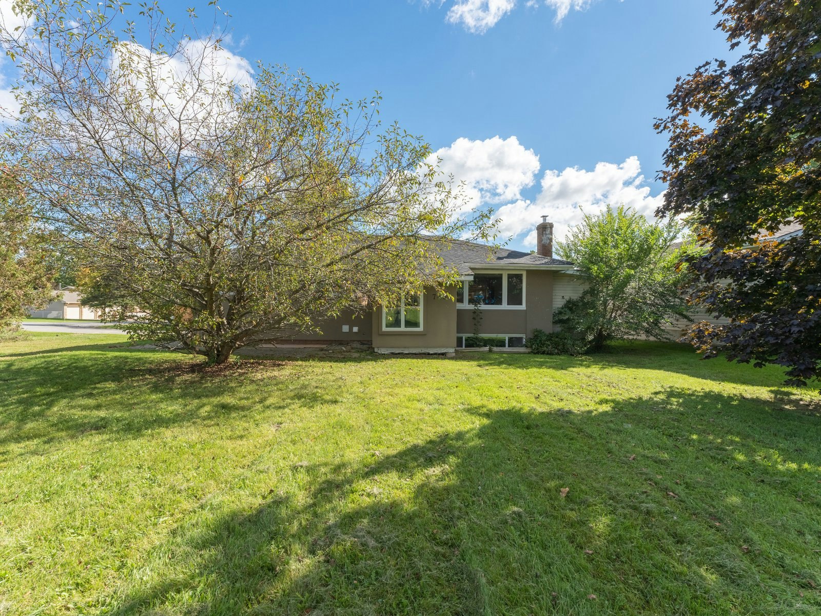 Unit 1-740 Collins Bay Road, Kingston, ON, K7M 5G9 - 2