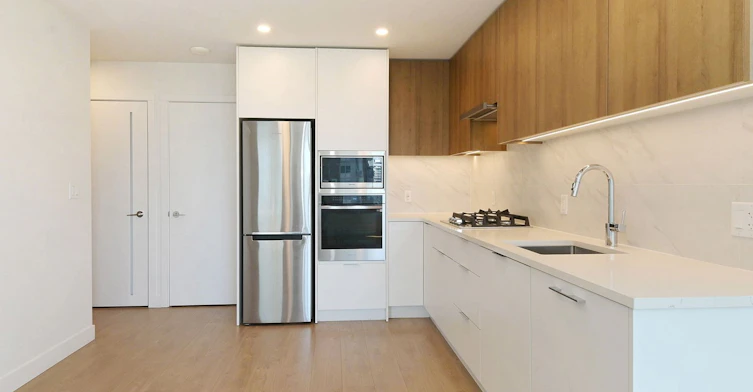 2102-13359 Old Yale 2102 Road, Surrey, BC, V3T 0S4 - 8