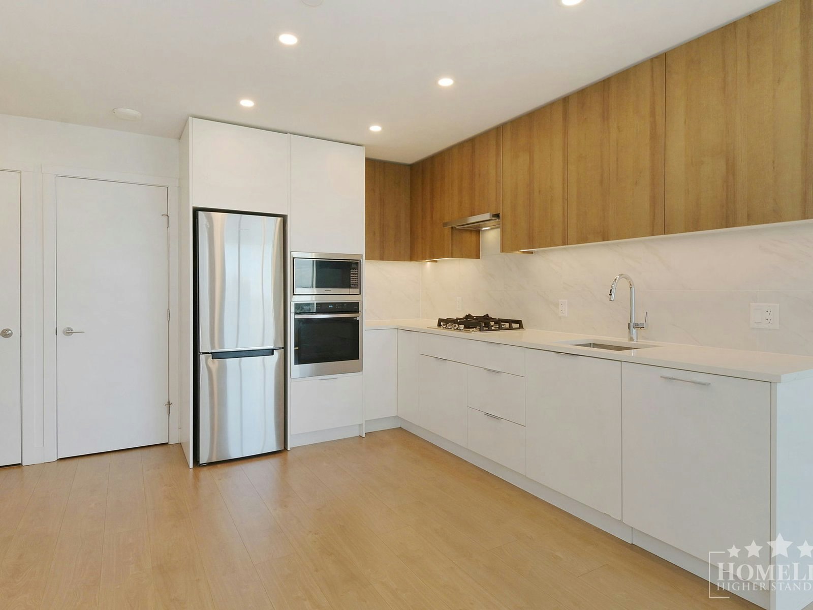 2102-13359 Old Yale 2102 Road, Surrey, BC, V3T 0S4 - 10