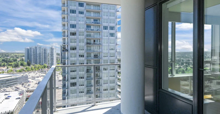 2102-13359 Old Yale 2102 Road, Surrey, BC, V3T 0S4 - 11
