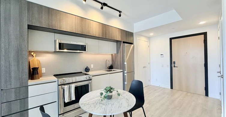 2 bedroom-185 Millway Avenue, Vaughan, ON, L4K 0L2 - 2