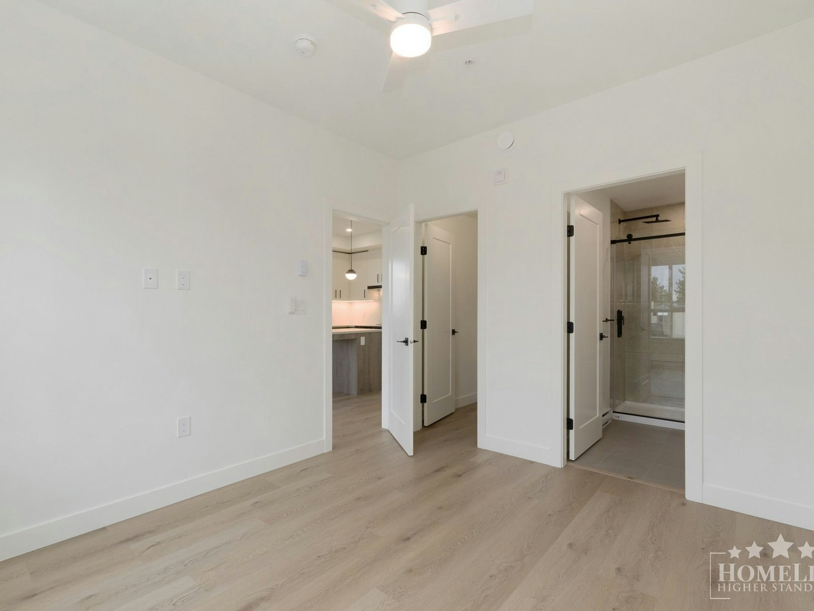 302-10425 147 302 Street, Surrey, BC, V3R 0J9 - 9
