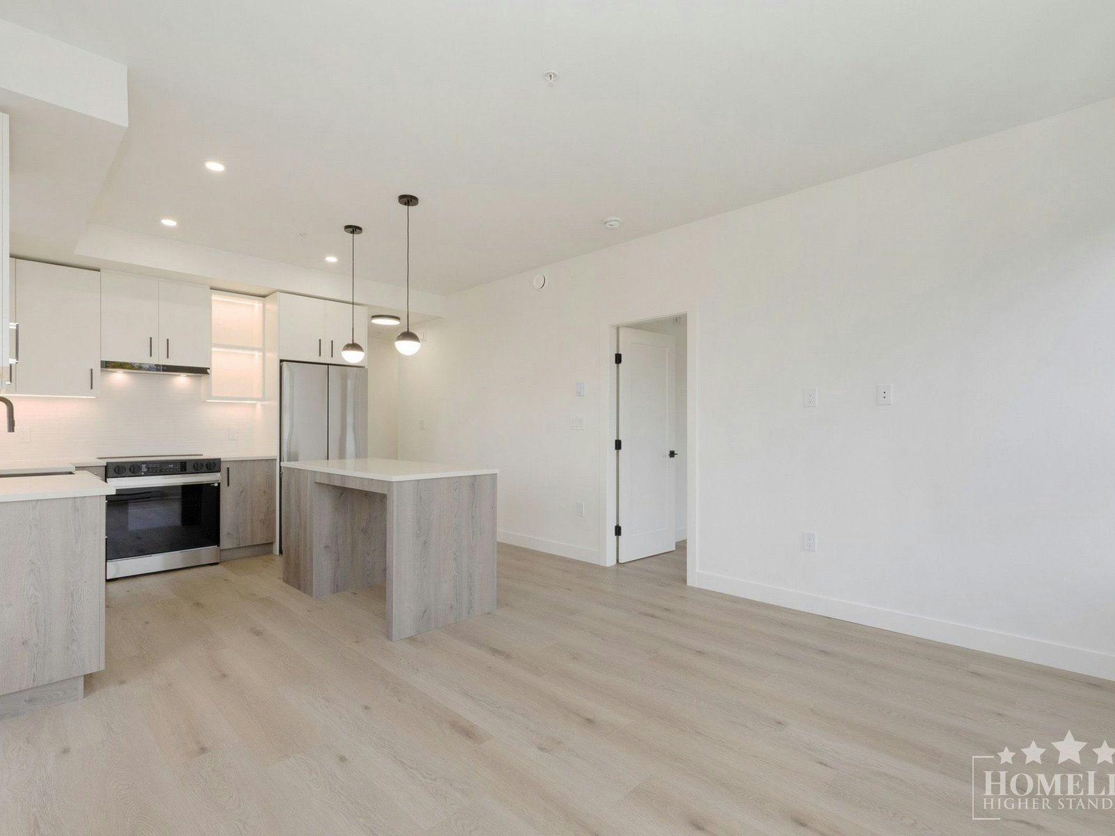 302-10425 147 302 Street, Surrey, BC, V3R 0J9 - 4