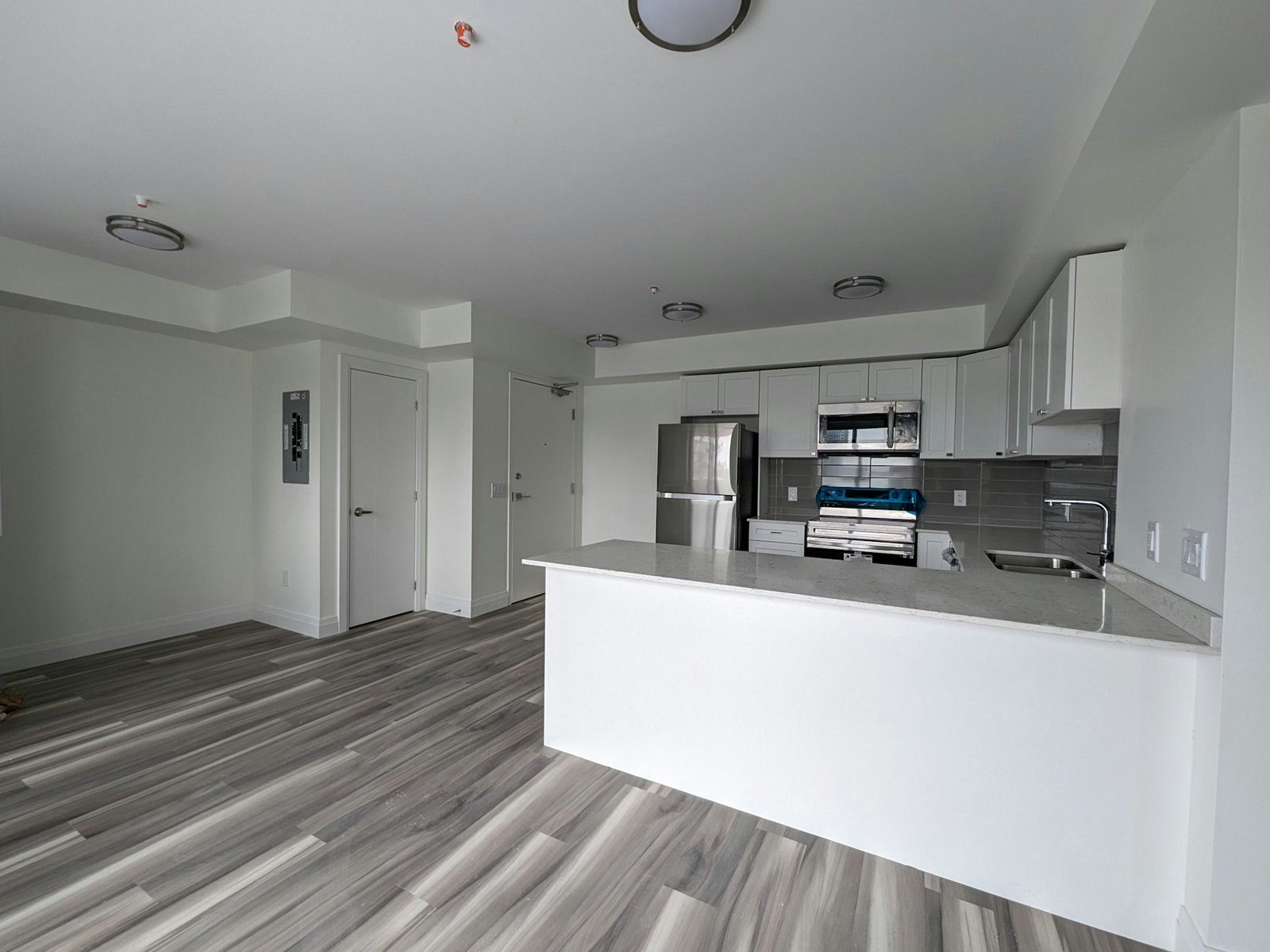 309-144 Lucan Avenue, Waterloo, ON, N2J 1W7 - 4