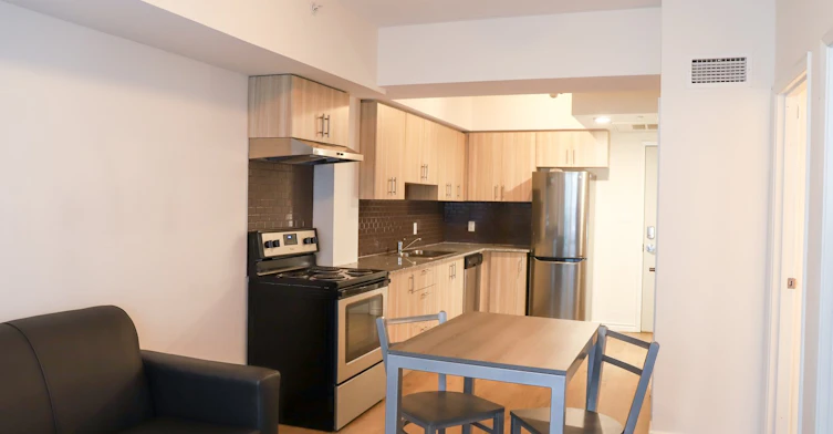 2-bed/2-bath-275 Larch Street, Waterloo, ON, N2L 0J5 - 29
