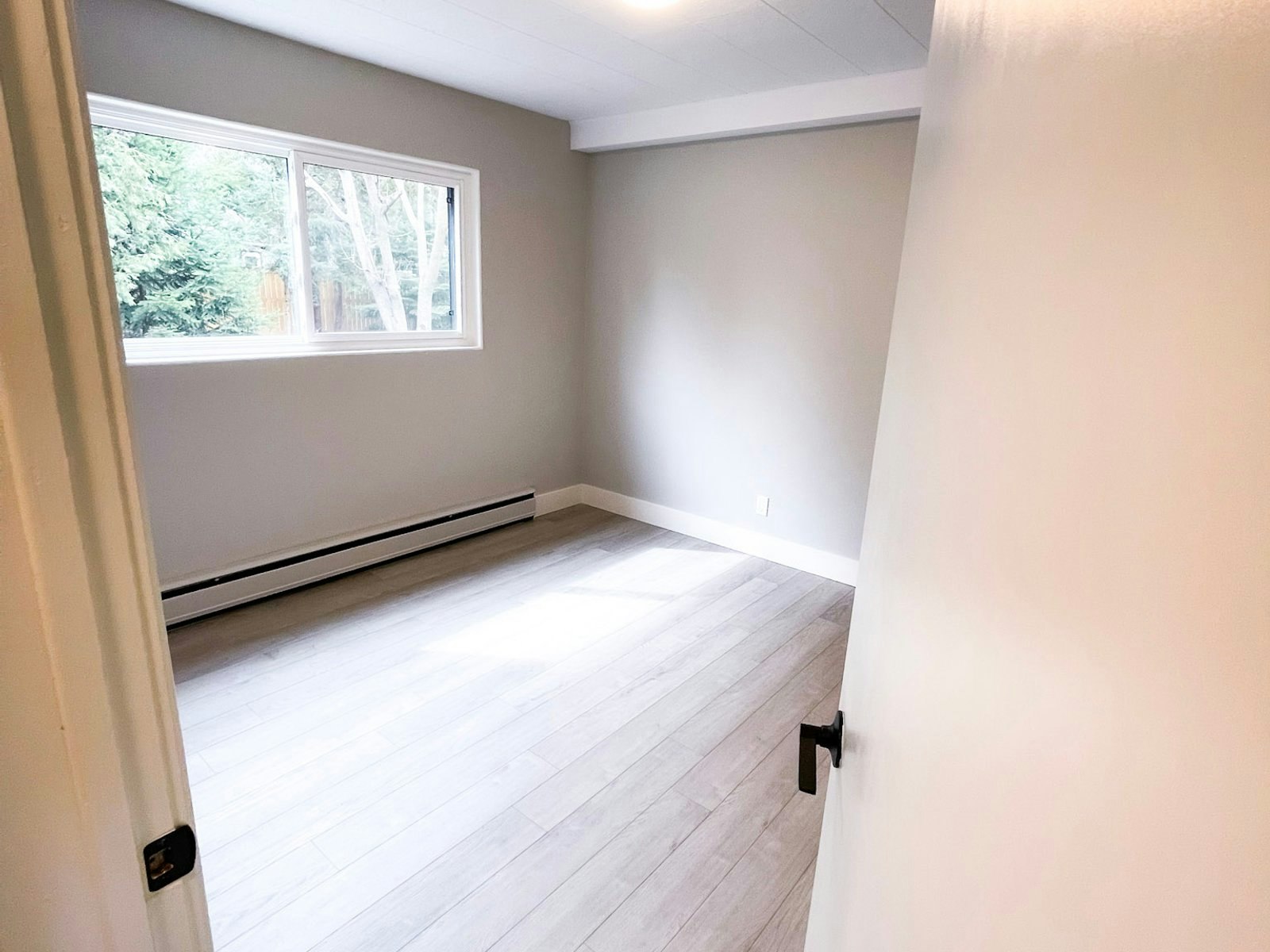 72-43 Montrose Avenue, Kitchener, ON, N2M 1Y1 - 3