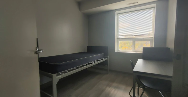 Student Rentals-325 Spruce Street, Waterloo, ON, N2L 3M6 - 16