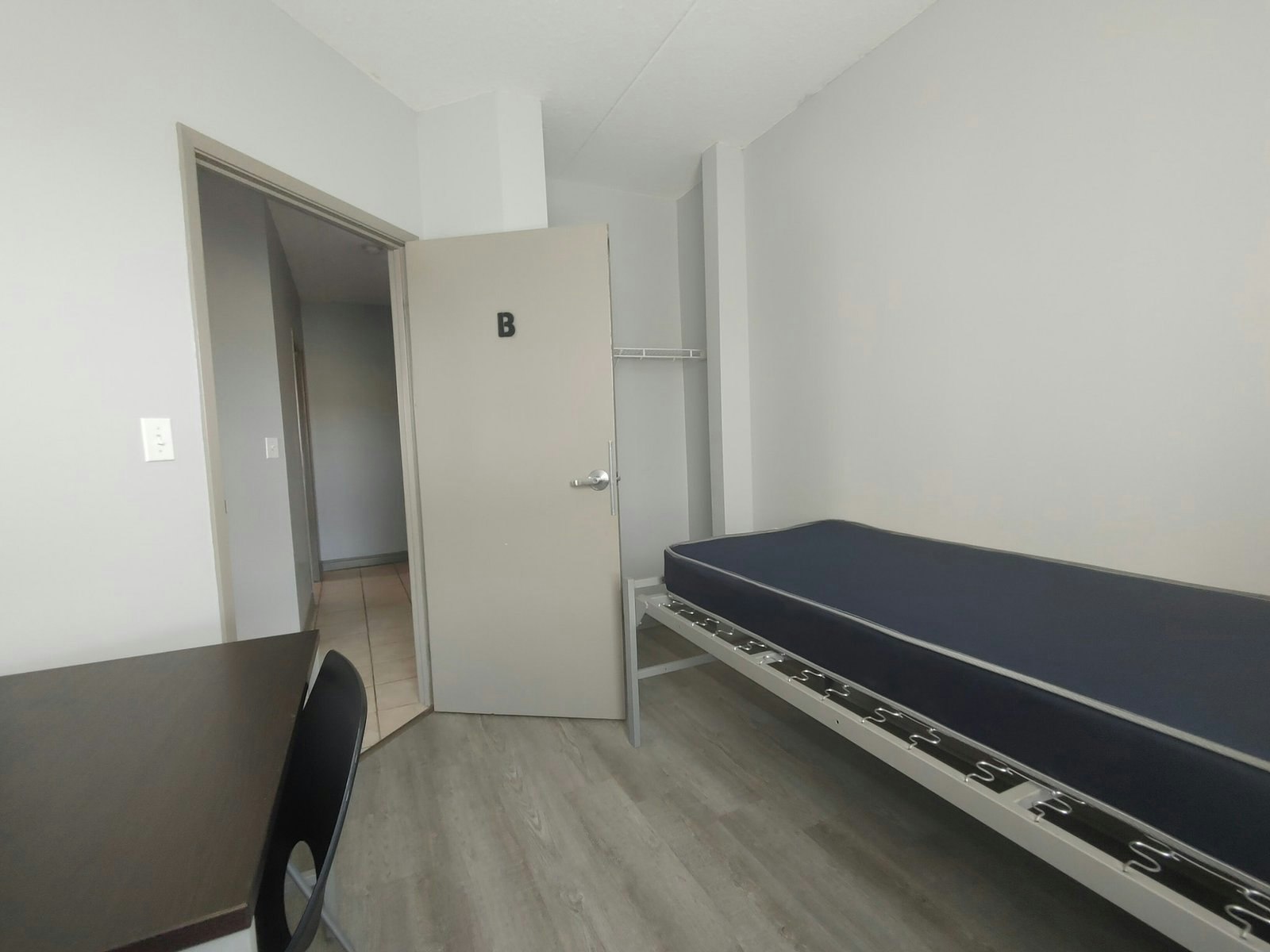 Student Rentals-325 Spruce Street, Waterloo, ON, N2L 3M6 - 10