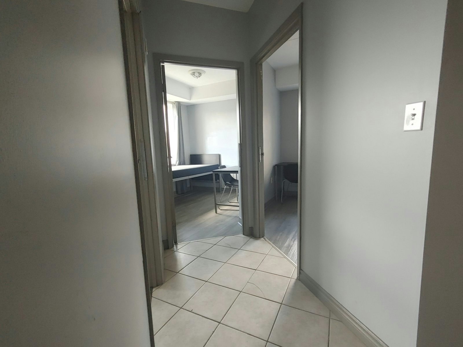 Student Rentals-325 Spruce Street, Waterloo, ON, N2L 3M6 - 14
