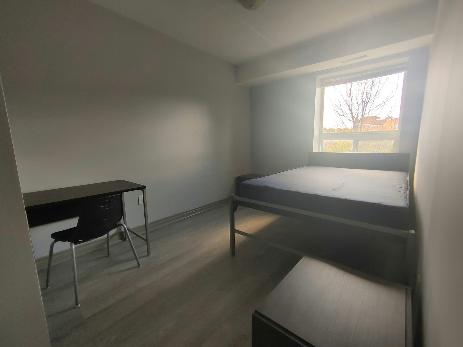 Student Rentals-325 Spruce Street, Waterloo, ON, N2L 3M6 - 12