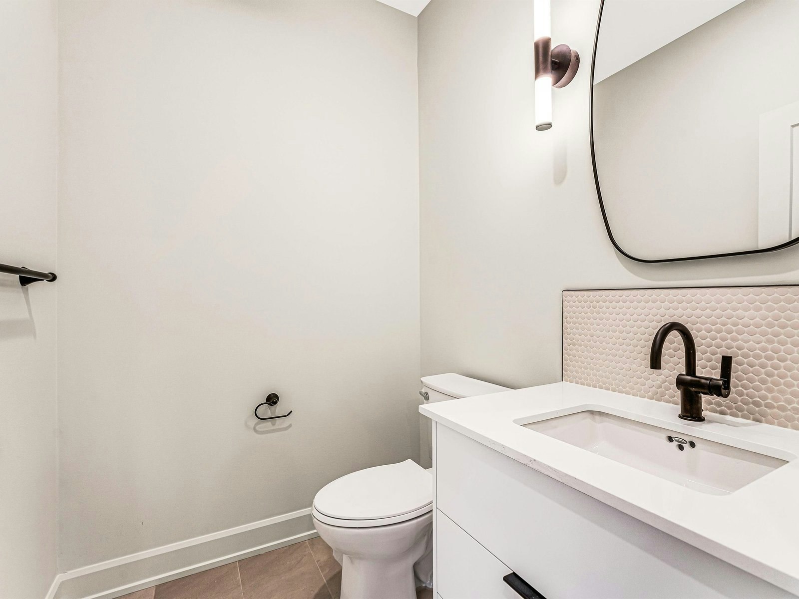A-845 Woodroffe Avenue, Ottawa, ON, K2A 2G5 - 12