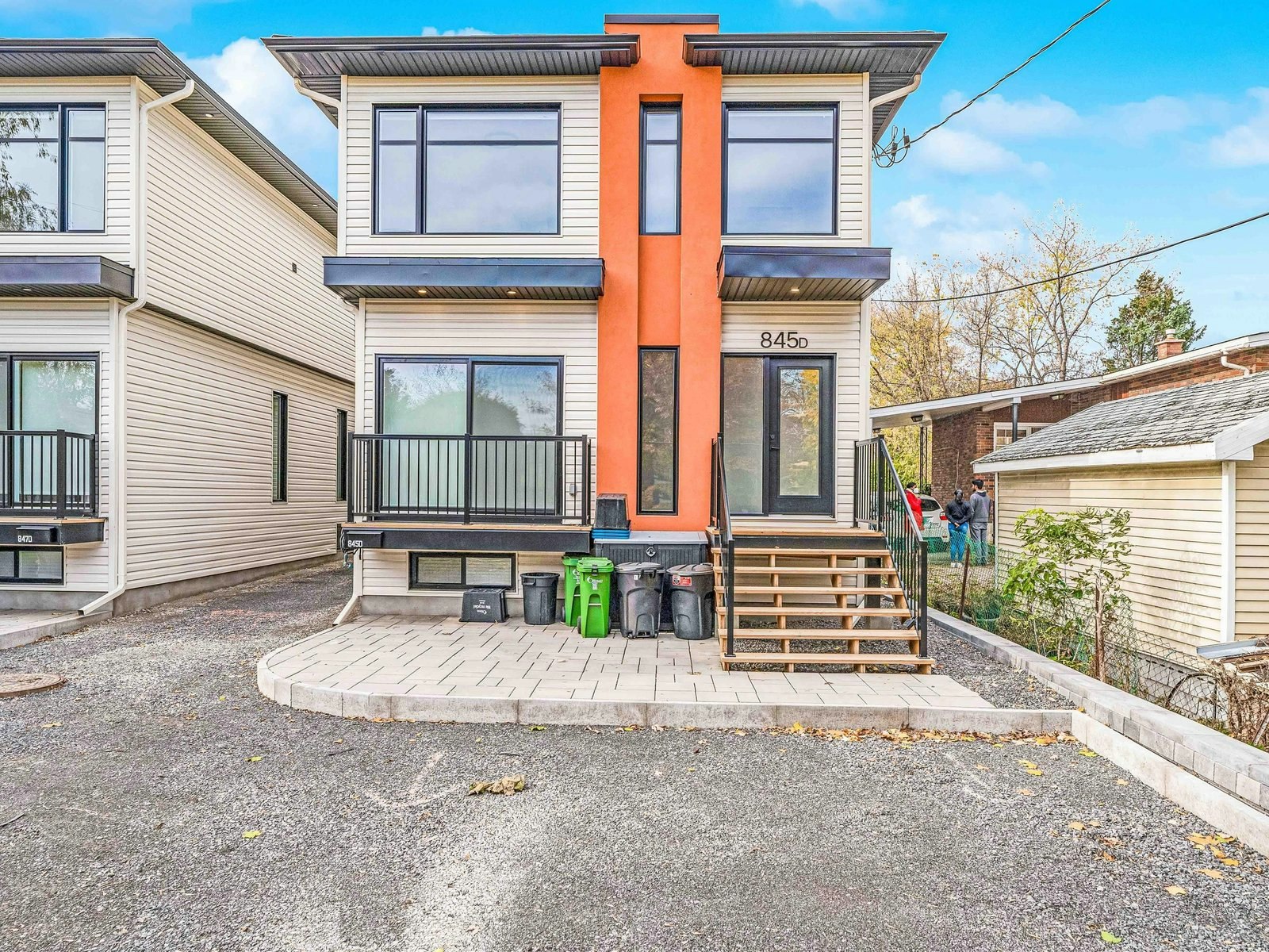 A-845 Woodroffe Avenue, Ottawa, ON, K2A 2G5 4