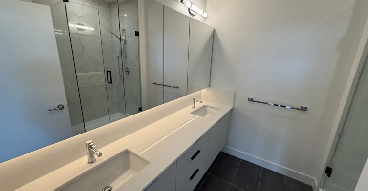 #206-7728 119a Street, Delta, BC, V4C 0E8 - 5