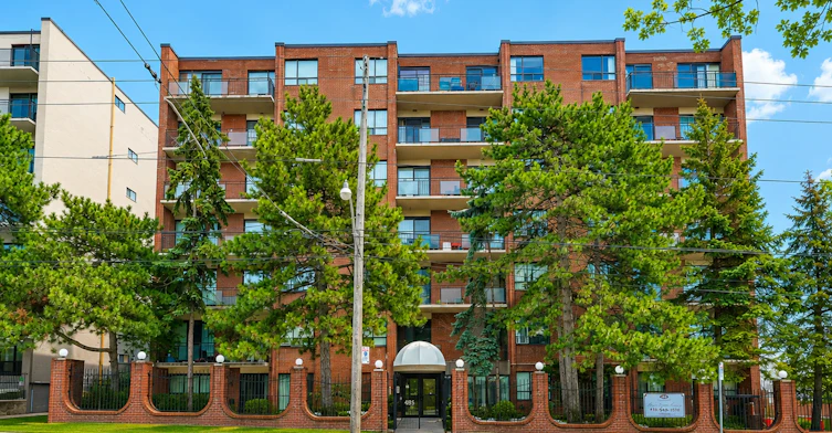 PH902-485 Kingston Road, Toronto, ON, M4L 1V6 - 45
