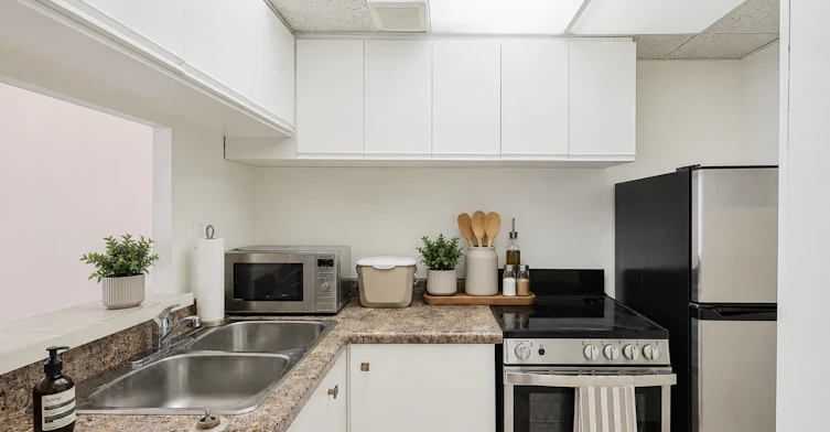 PH902-485 Kingston Road, Toronto, ON, M4L 1V6 - 46