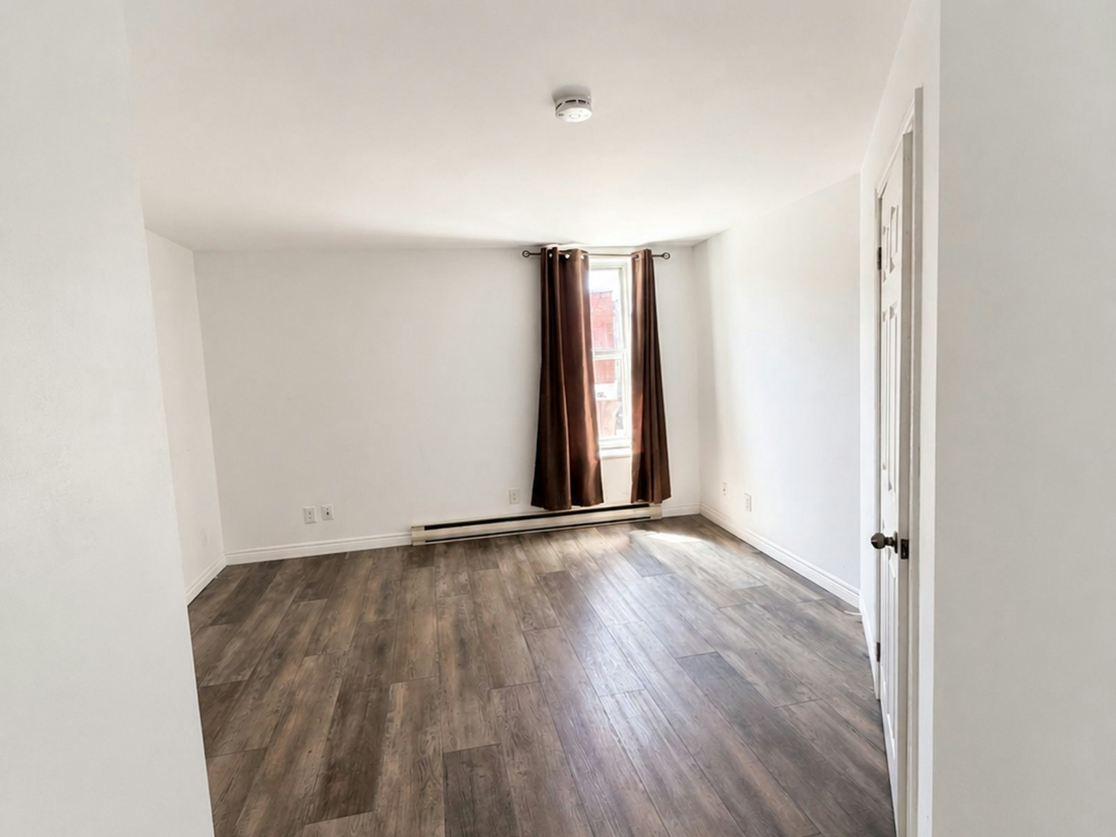204-38 Ainslie Street N, Cambridge, ON, N1R 3J5 - 2