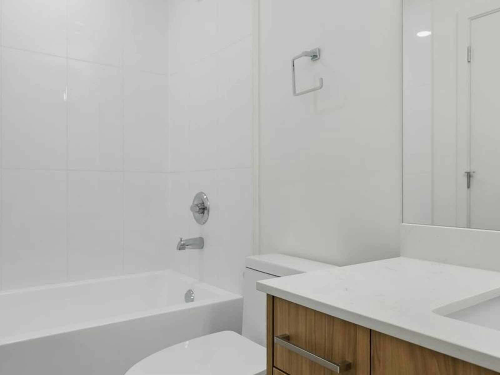 1-3-14455 64 Avenue, Surrey, BC, V3S 0C6 - 12
