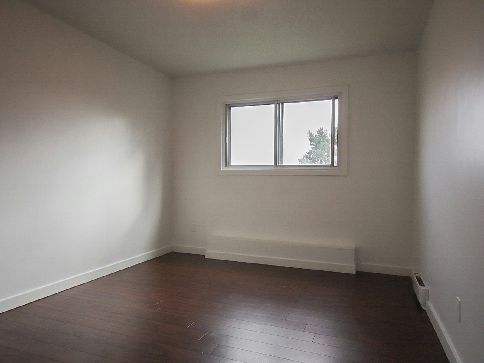 22-475 Lancaster Street W, Kitchener, ON, N2K 1L7 - 18