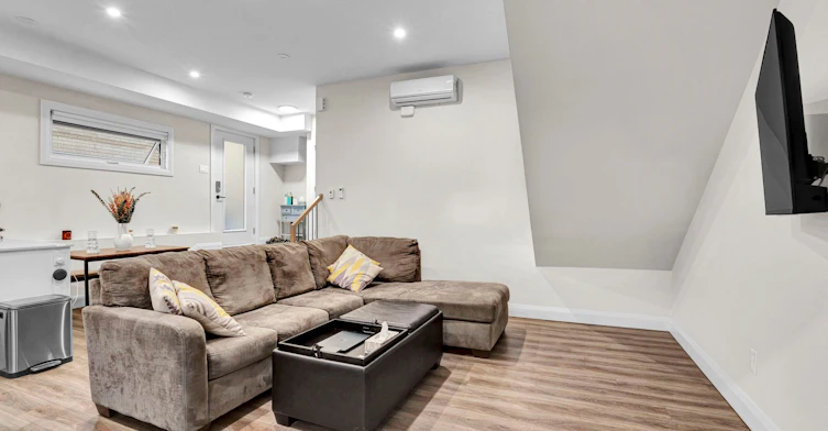 Basement-320 Perrier Avenue, Ottawa, ON, K1L 5C7 - 7