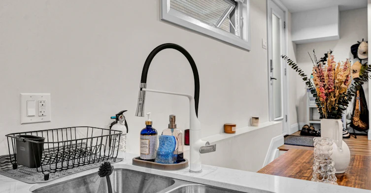 Basement-320 Perrier Avenue, Ottawa, ON, K1L 5C7 - 6