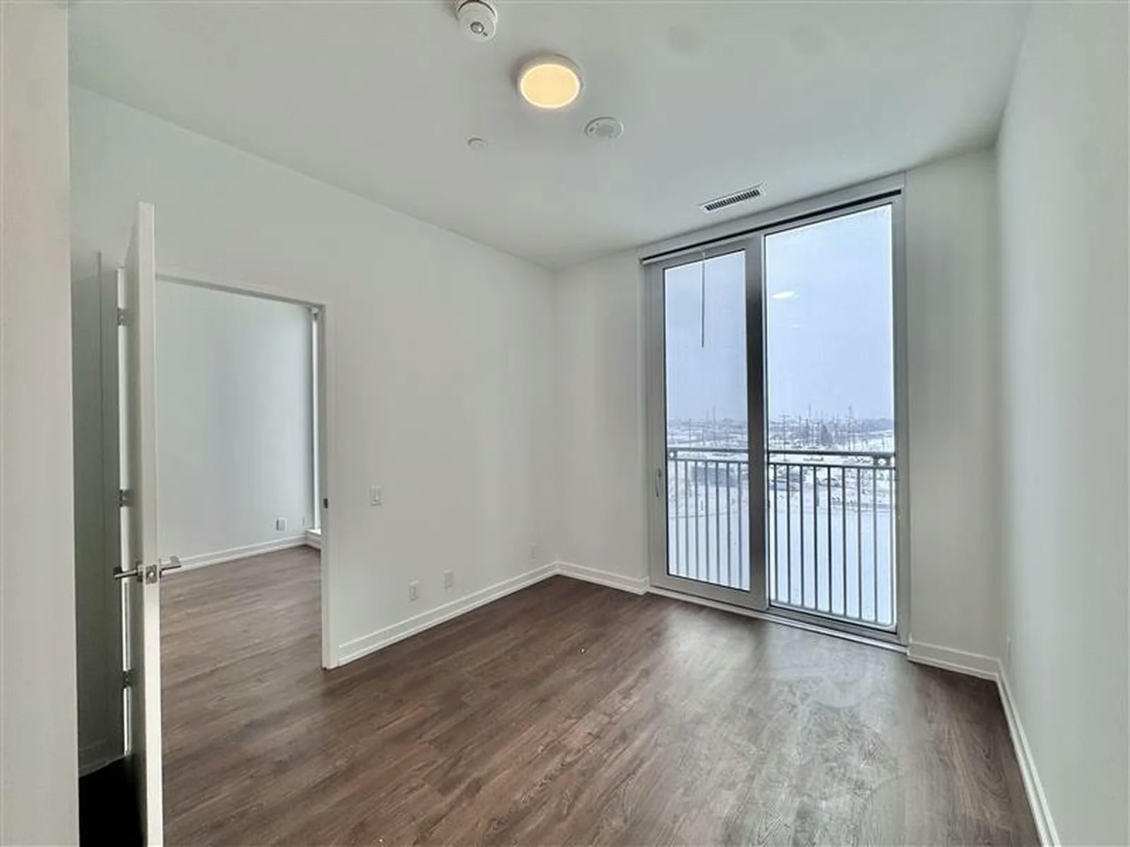 1 bedroom, 1.5 bathroom-185 Millway Avenue, Vaughan, ON, L4K 0L2 - 14