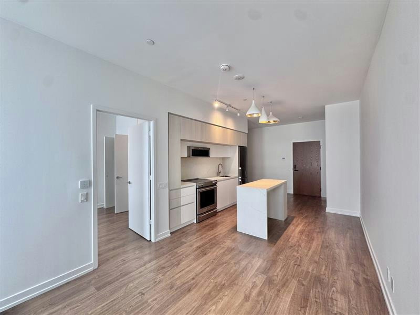 3 bedroom-185 Millway Avenue, Vaughan, ON, L4K 0L2 - 7