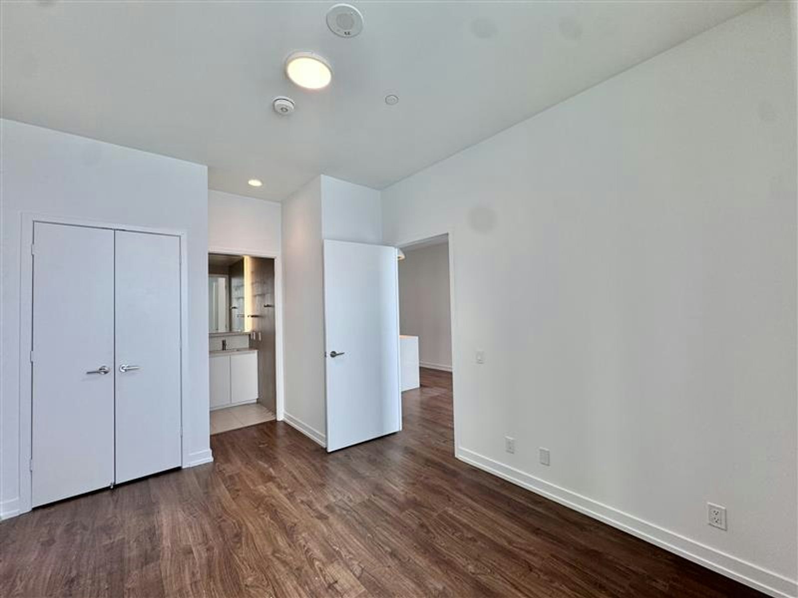 3 bedroom-185 Millway Avenue, Vaughan, ON, L4K 0L2 - 18