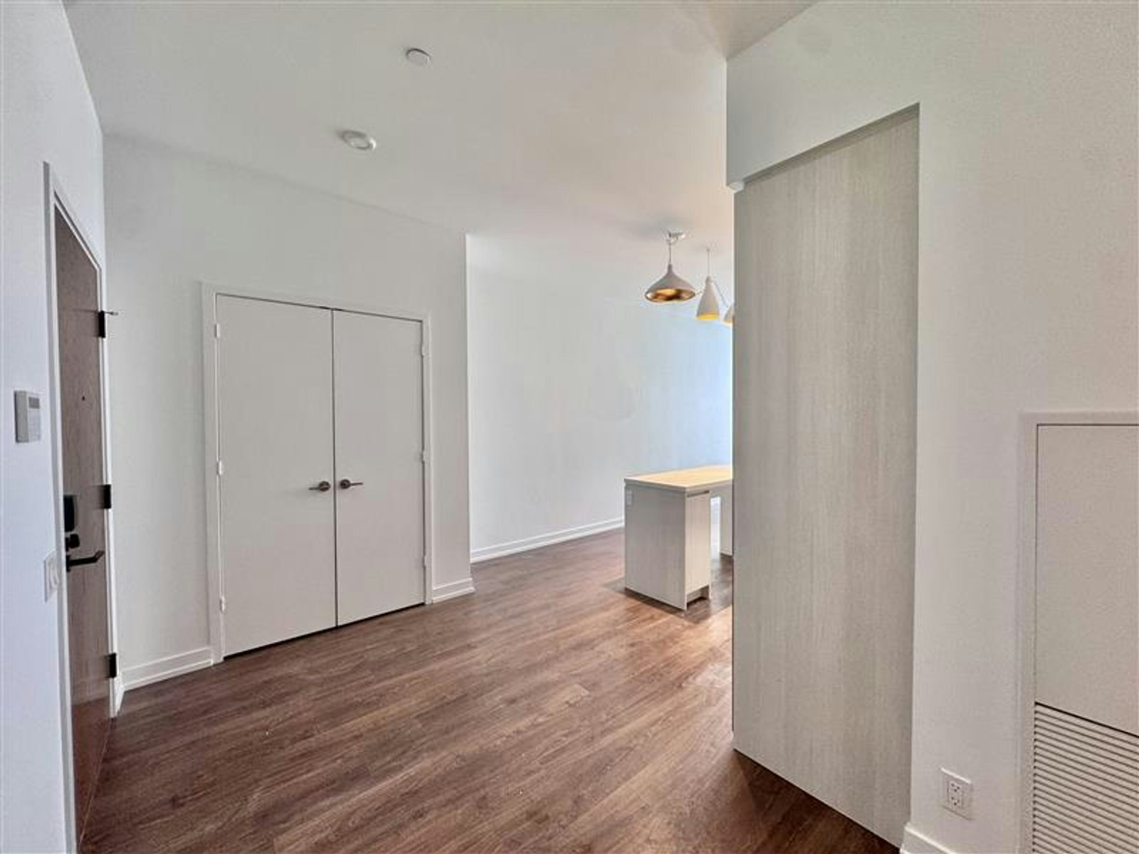 3 bedroom-185 Millway Avenue, Vaughan, ON, L4K 0L2 - 8
