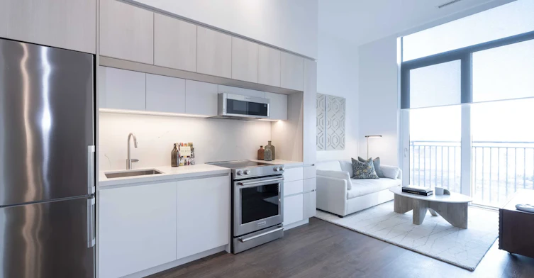 1 bedroom, 1.5 bathroom-185 Millway Avenue, Vaughan, ON, L4K 0L2 - 7