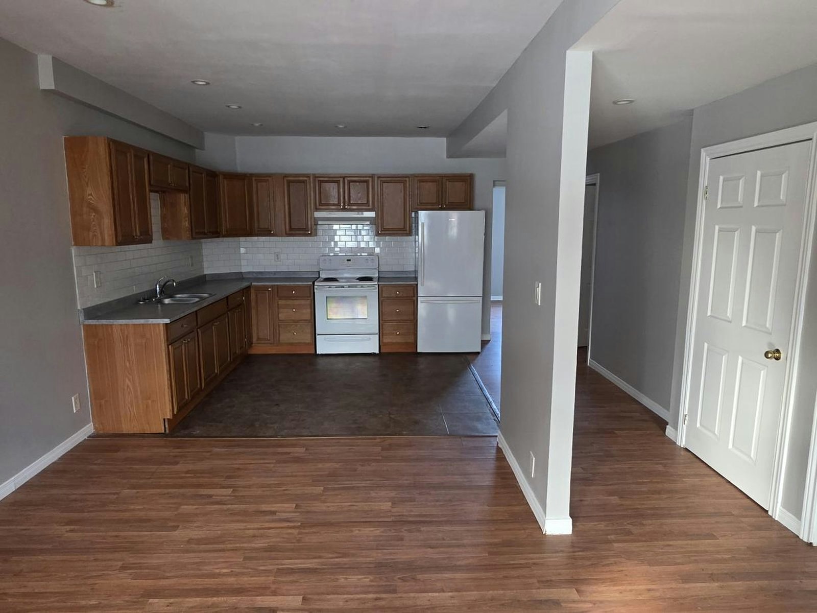 Unit 2-353 Frood Road, Greater Sudbury, ON, P3C 4Z7 - 3
