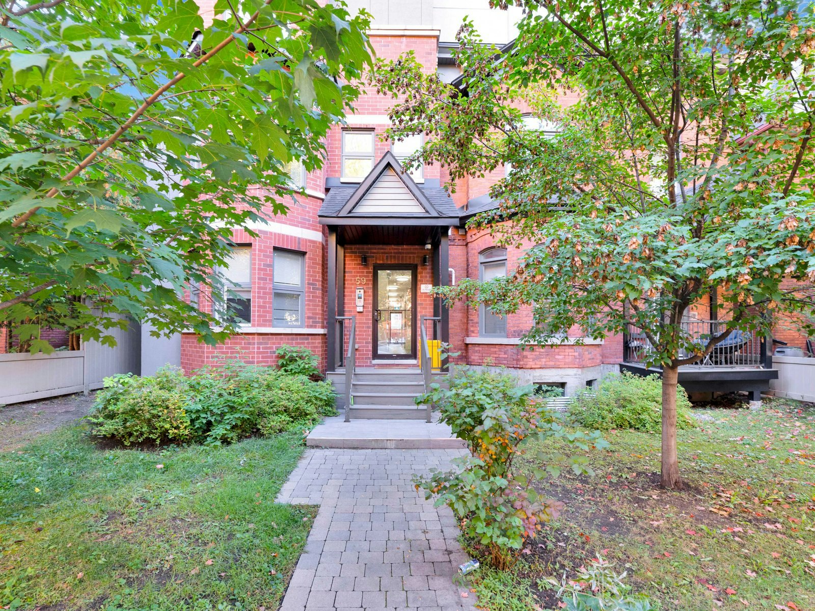 1-59 Russell Avenue, Ottawa, ON, K1N 7W9 - 2