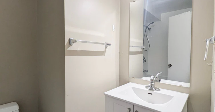 Student Rentals-32 Noecker Street, Waterloo, ON, N2J 2R4 - 10