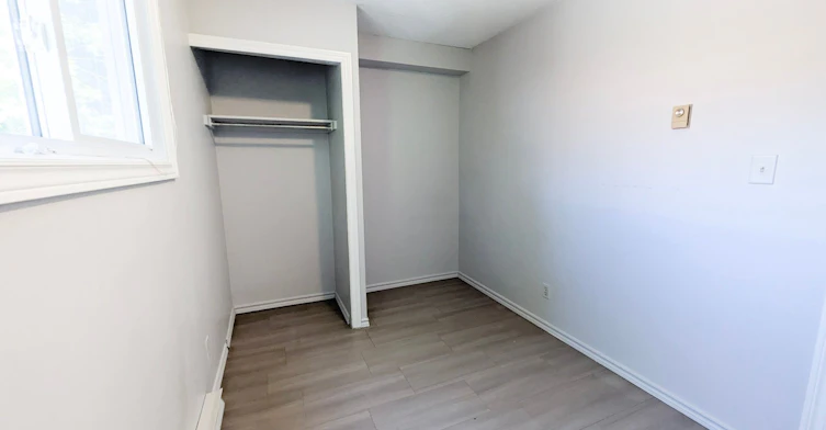 Student Rentals-32 Noecker Street, Waterloo, ON, N2J 2R4 - 7