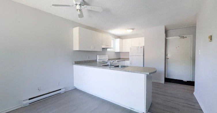 Student Rentals-32 Noecker Street, Waterloo, ON, N2J 2R4 - 5