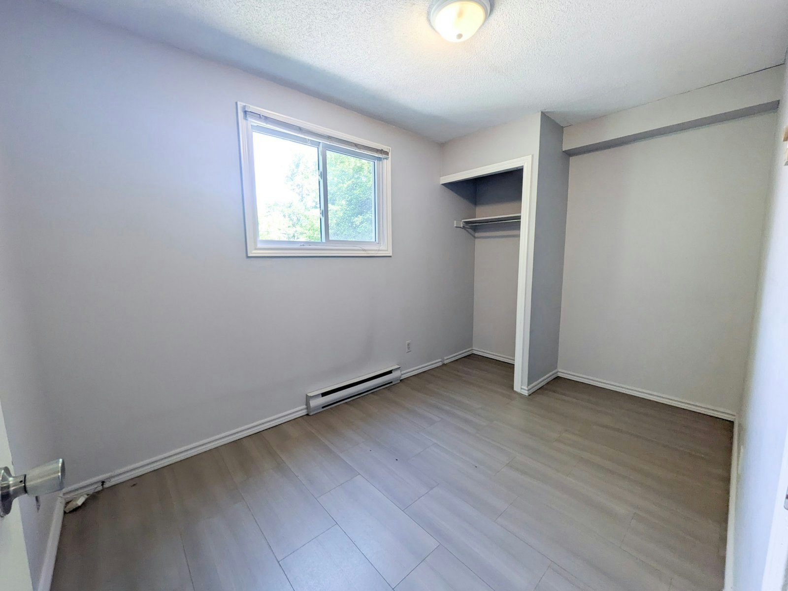 Student Rentals-32 Noecker Street, Waterloo, ON, N2J 2R4 - 13