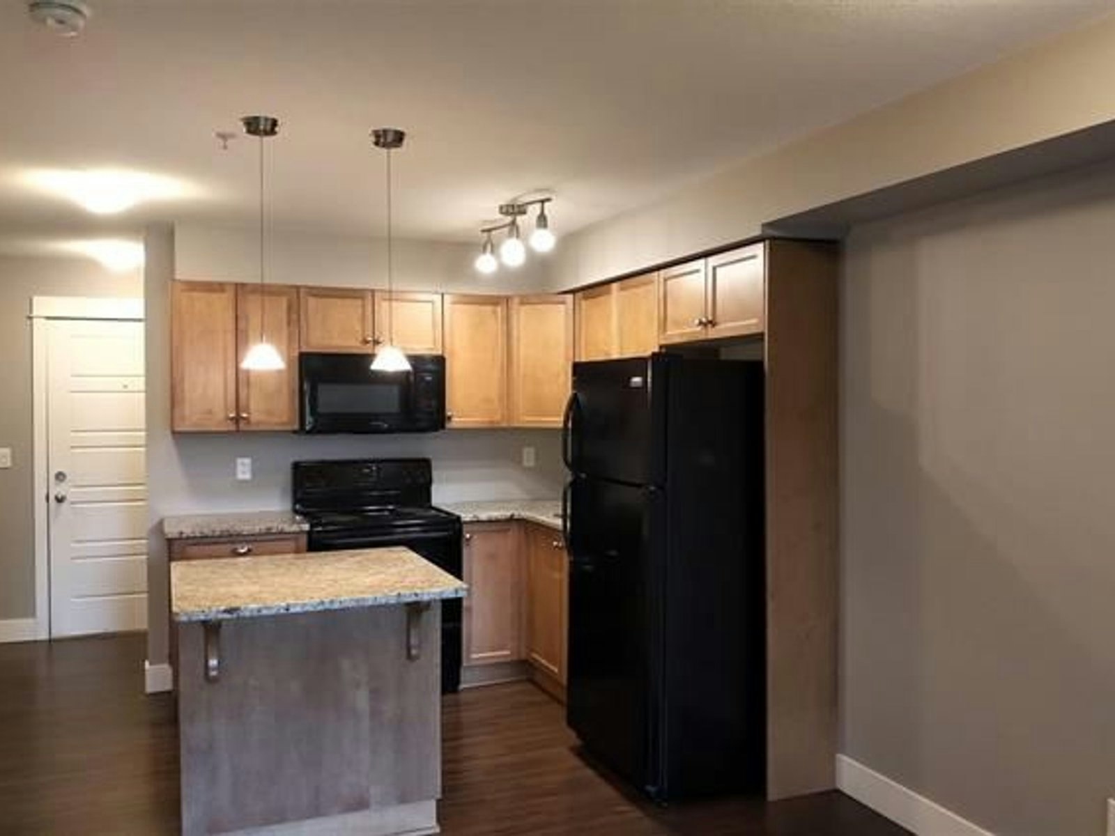 109-30525 Cardinal Avenue, Abbotsford, BC, V2T 0A8 - 2
