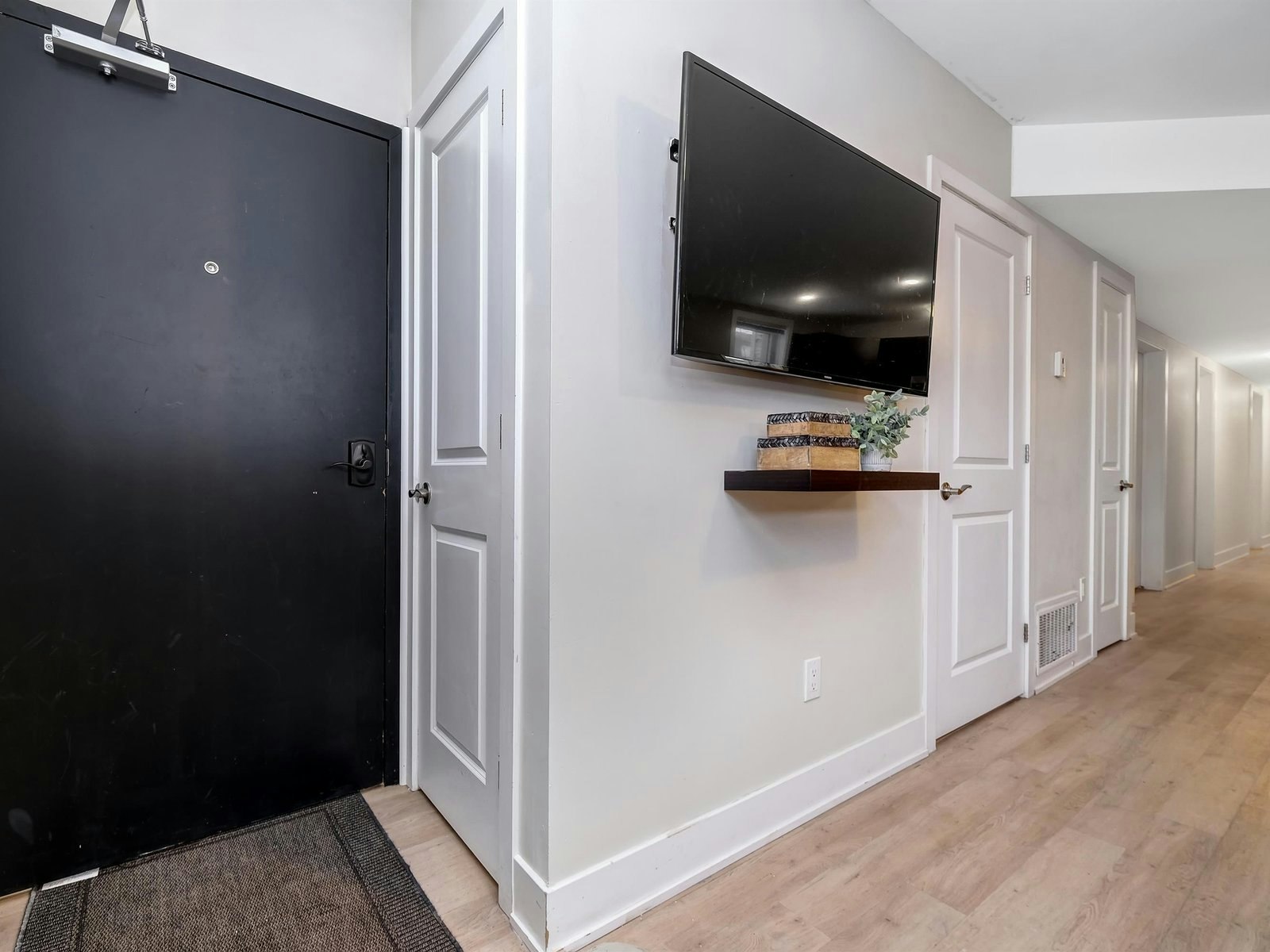 2-E-149 Henderson Avenue, Ottawa, ON, K1N 7P5 - 2