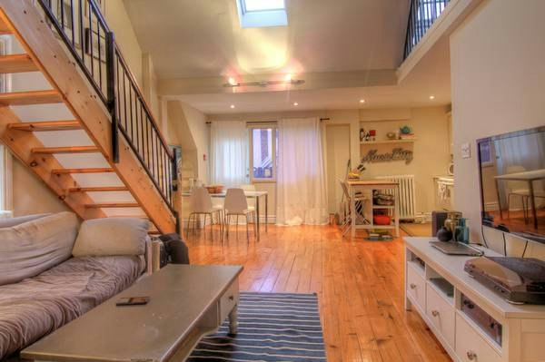 6-51 Spadina Road, Toronto, ON, M5R 2T1 1