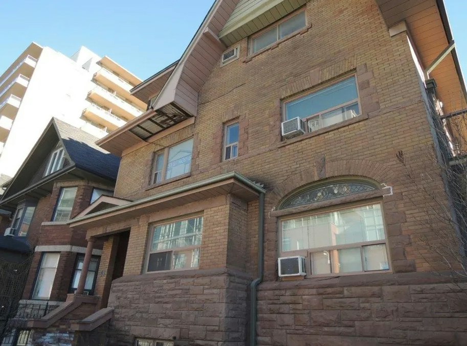 6-51 Spadina Road, Toronto, ON, M5R 2T1 3