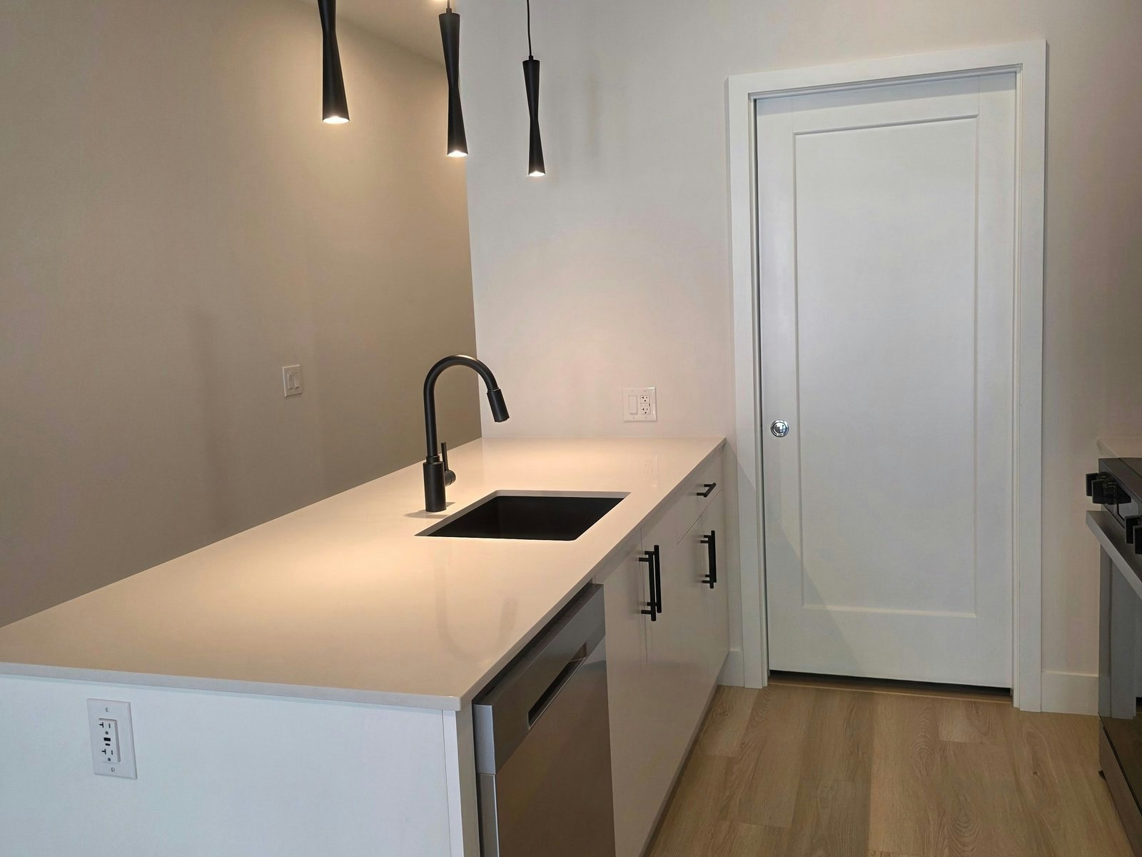 416-34395 Gladys Avenue, Abbotsford, BC, V2S 2E8 - 8