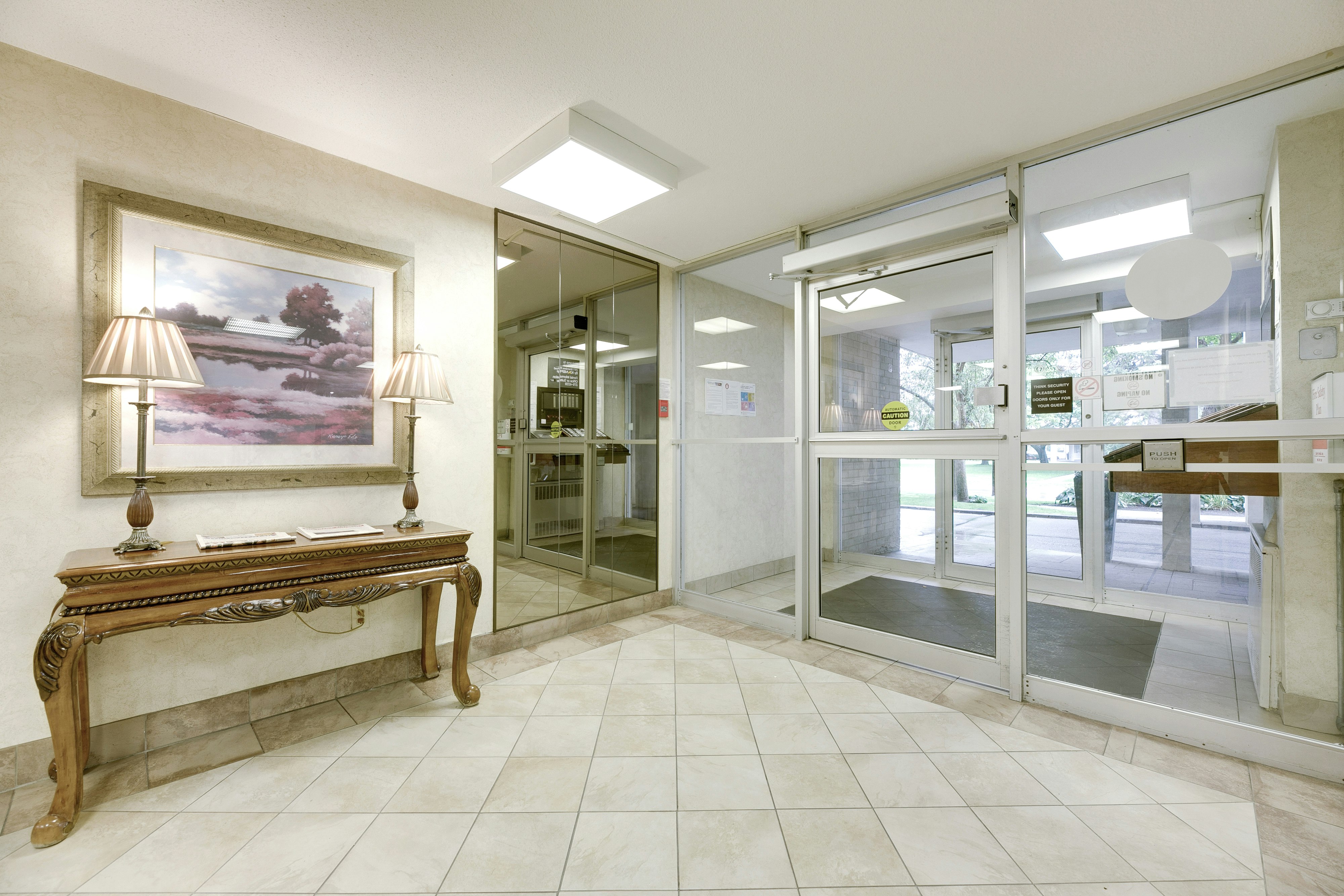 Unit A-2177 Sherobee Road, Mississauga, ON, L5A 3G9 - 9