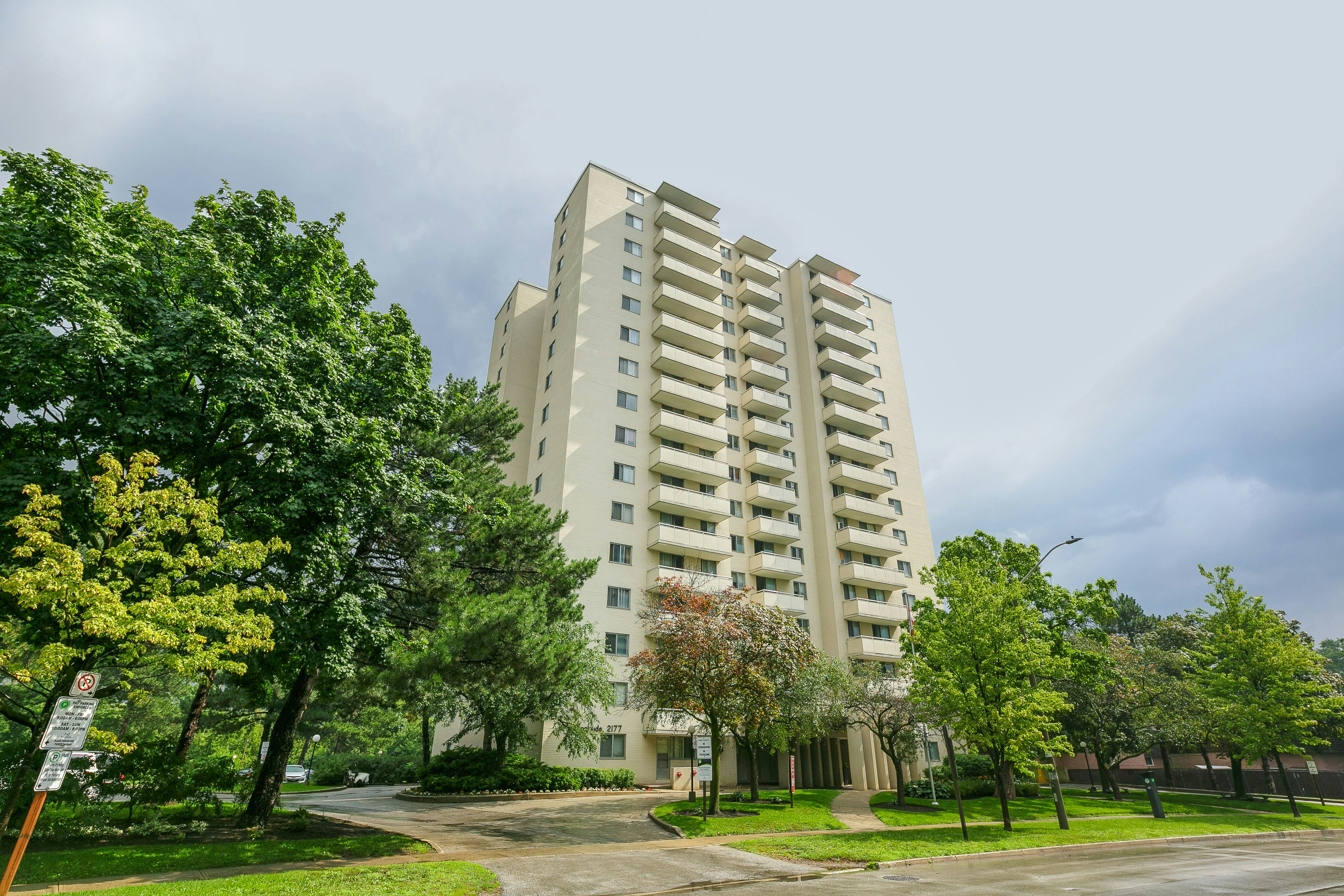 Unit A-2177 Sherobee Road, Mississauga, ON, L5A 3G9 - 11