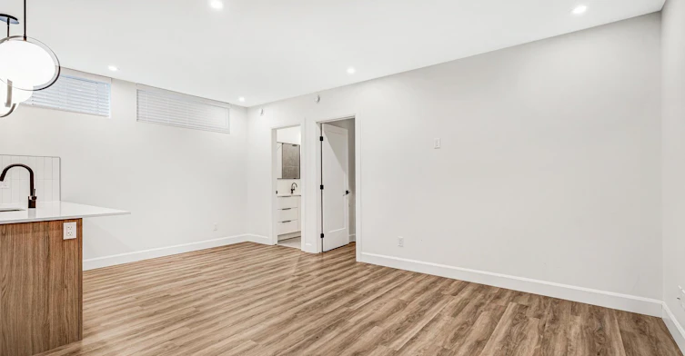 A-847 Woodroffe Avenue, Ottawa, ON, K2A 2G5 - 18